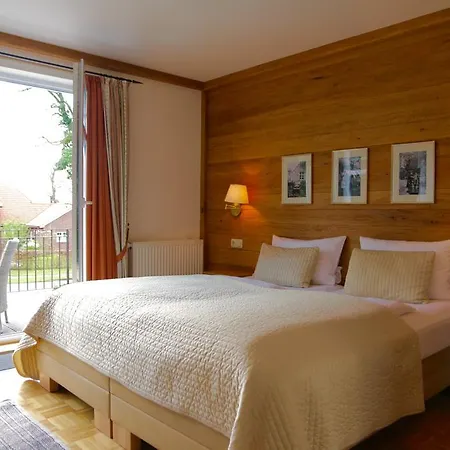 Otel Waldgasthof Schoening 3*